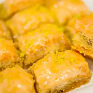 Baklava Tray Pistachio (36 Pieces) Baklava Tray Pistachio (36 Pieces)