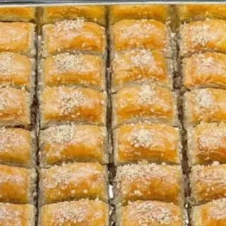 Baklava Tray Walnut (36 Pieces) Baklava Tray Walnut (36 Pieces)