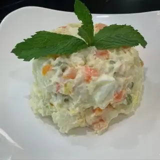 Russian Salad 1\2 LB Russian Salad 1\2 LB